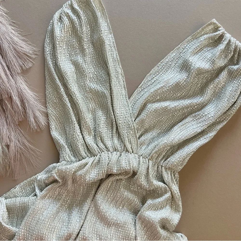 Lulu’s Metallic Champagne Gold V-Neck Evening Dress - Picture 4 of 15